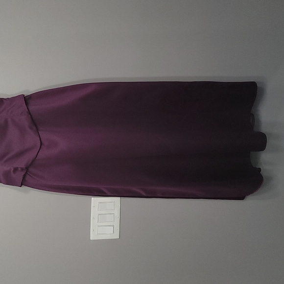 Plum Satin Spaghetti Strap Formal Dress, Size 14 - Picture 4 of 12